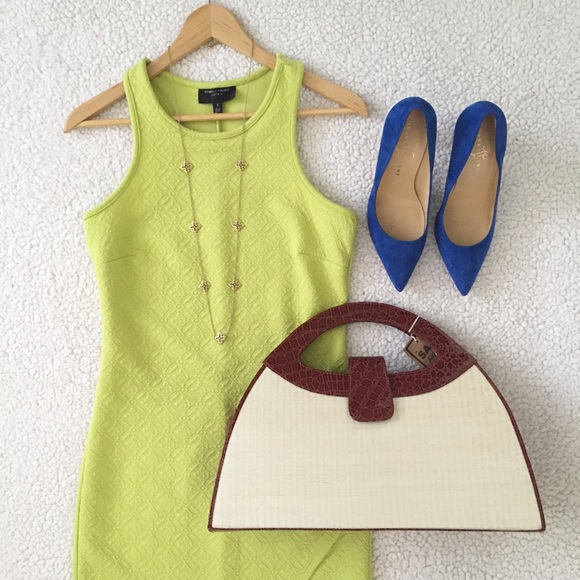 Chic Woven Purse w/ Faux Croc Detail
