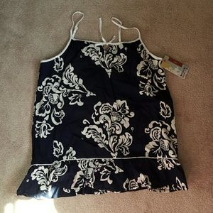 Mossimo tank with adjustable straps