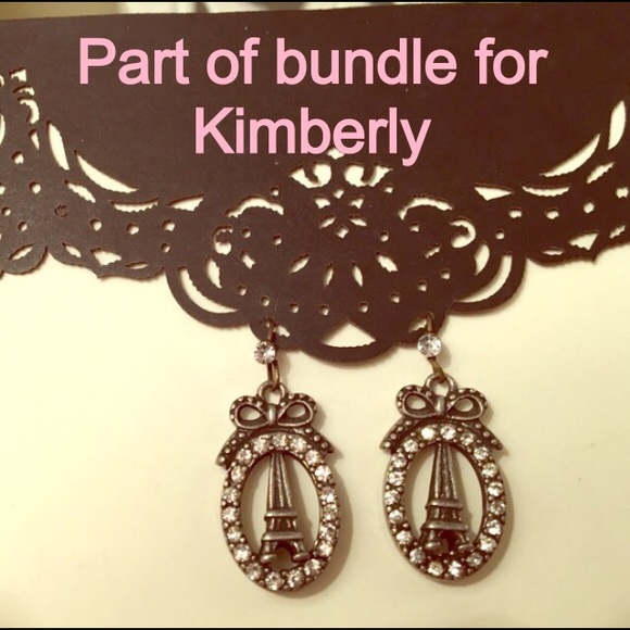 Eiffel Tower earrings with crystals on ear wires