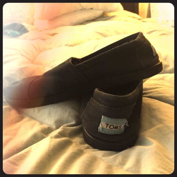 Black Toms