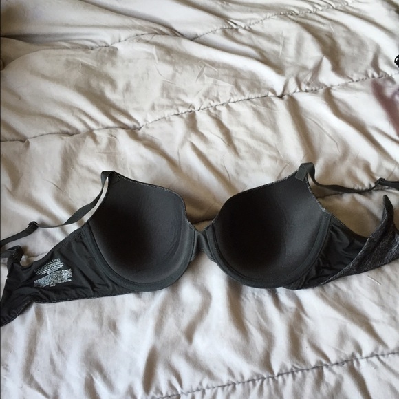 Favorite Victoria's Secret t shirt bra Demi pushup - Picture 3 of 3