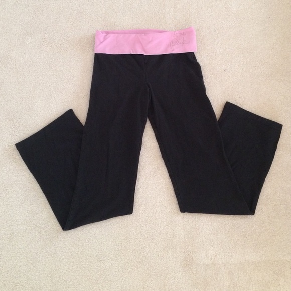 PINK yoga pants💕