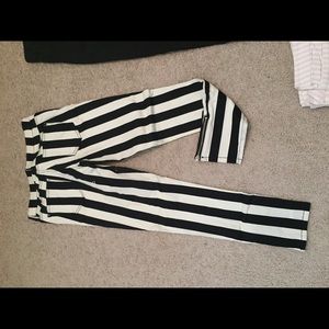 Black striped skinnies