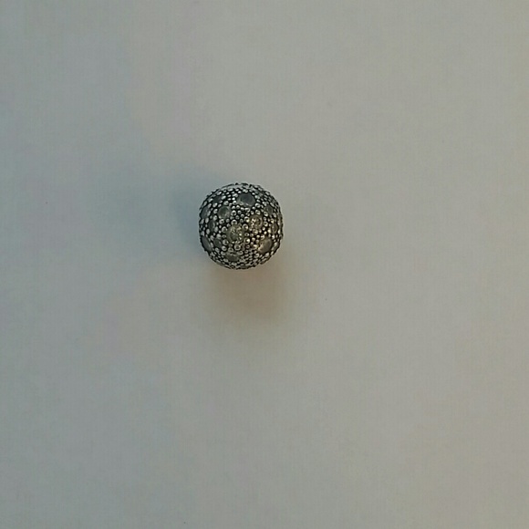 Pandora Cosmic Stars Clip