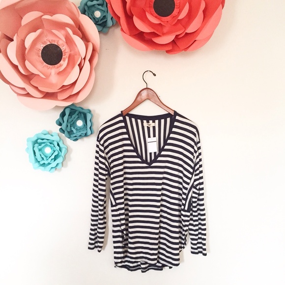 ❄️NWT 🎉Madewell Striped High-Low Long Sleeve.