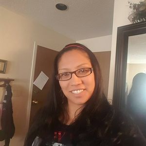 Meet your Posher, Esperanza