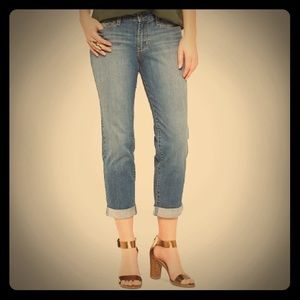 🎉🎉HP🎉🎉 Soft Denizen Modern Straight Crop Jeans