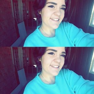 Meet your Posher, Kayla