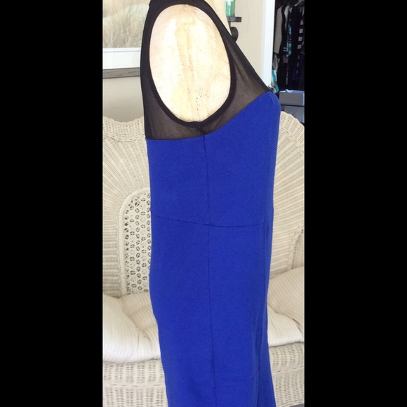 Dress - Picture 4 of 4