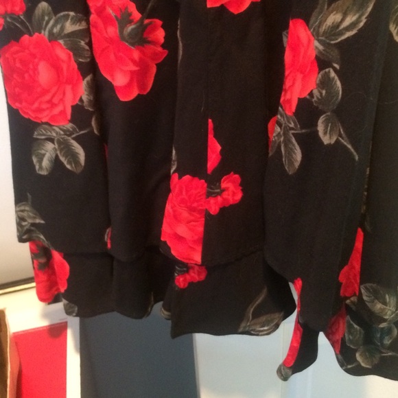 Buyer Studio size 10 black with red flower dress - Picture 3 of 4