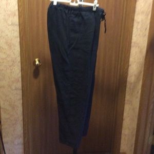 Black linen pants 🚬