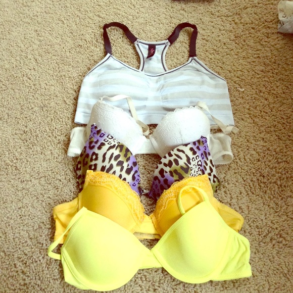 Assorted Bra Lot Juniors Girls Candies St. Eve