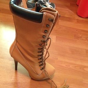 BNIB timberland inspired HIGH heels