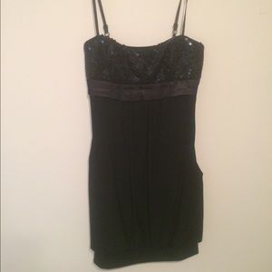 Cache size 8 short cocktail dress