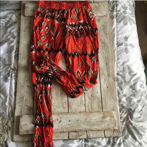 Red/Orange Print Pants