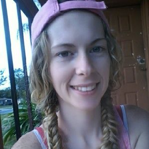 Meet your Posher, Amanda