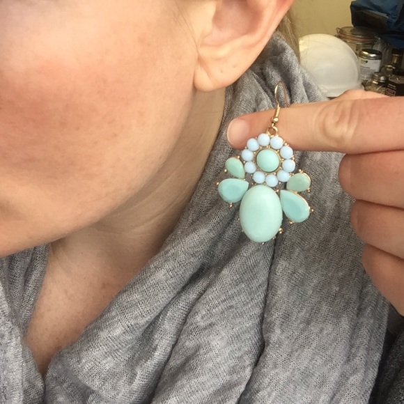 Mint Green Gem Earrings - Picture 4 of 4