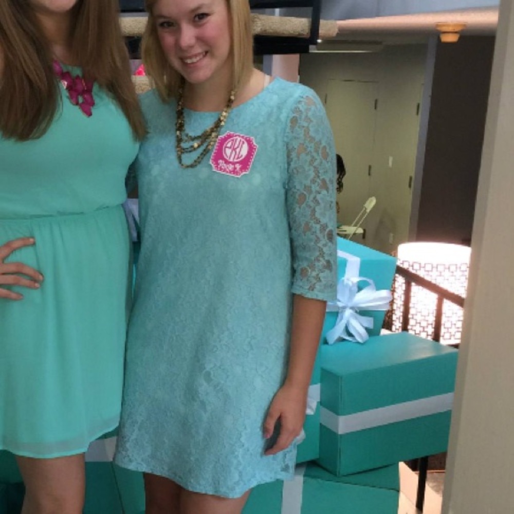 LOWEST PRICE Tiffany blue lace shift dress Size: M