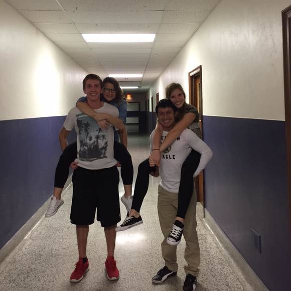 Meet your Posher, Ashley