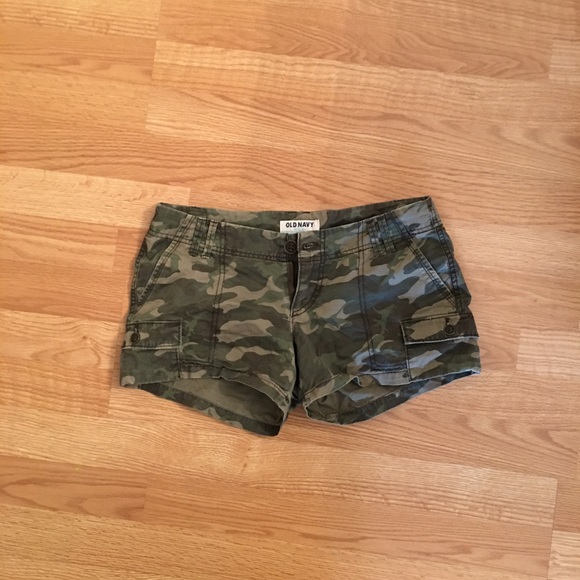 Camo shorts size 2