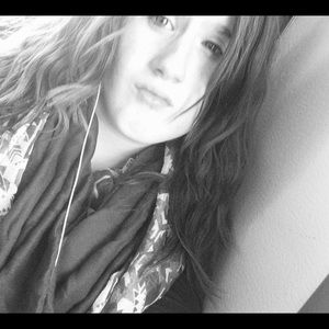 Meet your Posher, Brenda