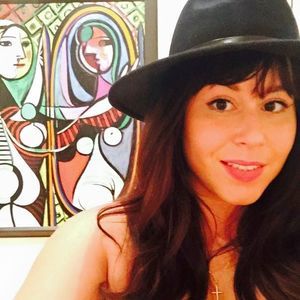 Meet your Posher, Thera