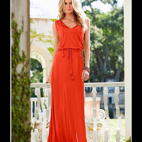 Venus Maxi w/Tassel Detail