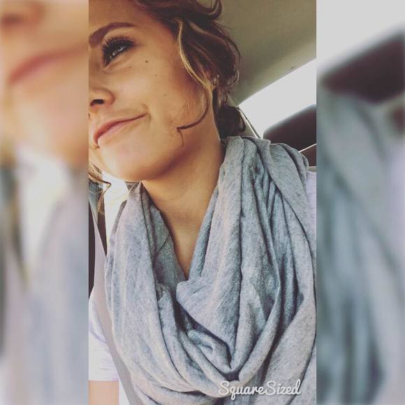 Meet your Posher, Echo - Picture 1 of 1