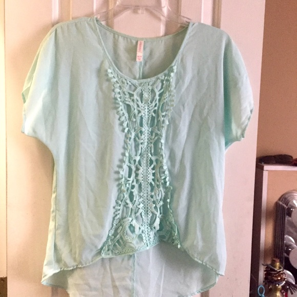 Mint shirt with pattern! - Picture 1 of 2