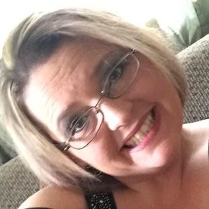 Meet your Posher, Cheryl