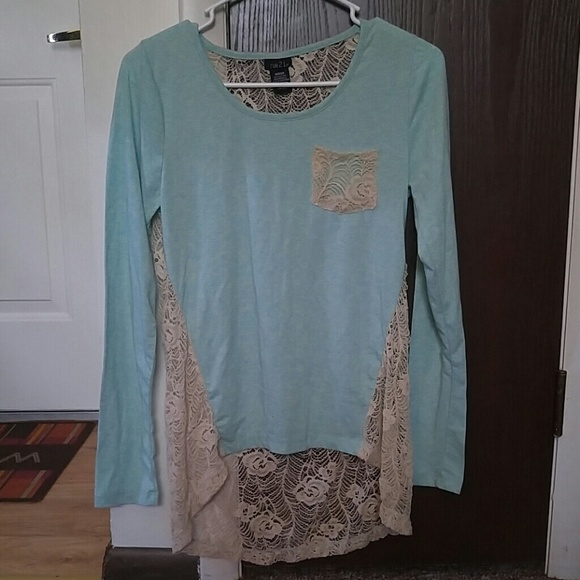 Long sleeve shirt