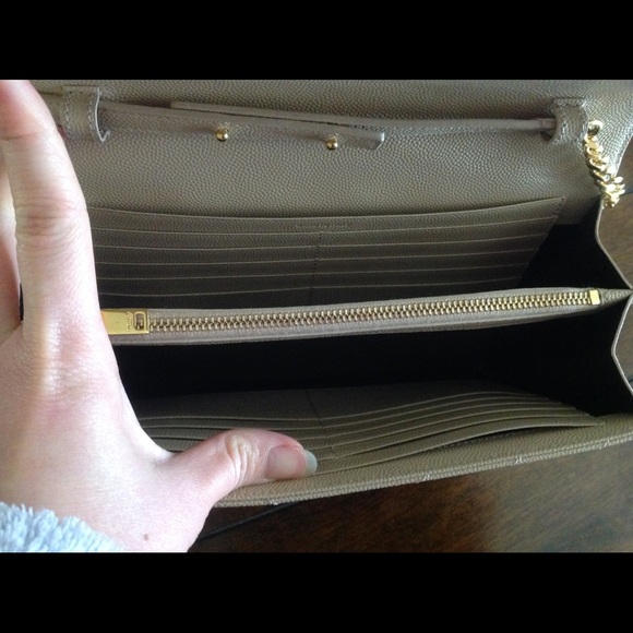 YSL MONOGRAM CHAIN CLUTCH SHOULDER BAG - Picture 3 of 4