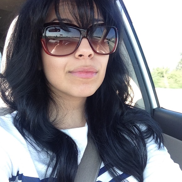 Meet your Posher, Erica