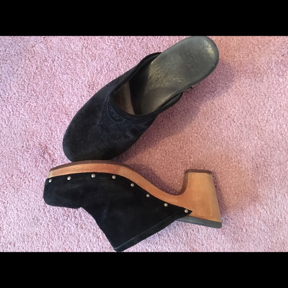 UGG Shoes - UGGS BLACK STUDDED CLOGS