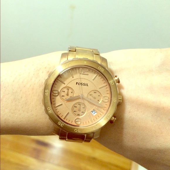 PRICE DROP - Fossil rose gold watch