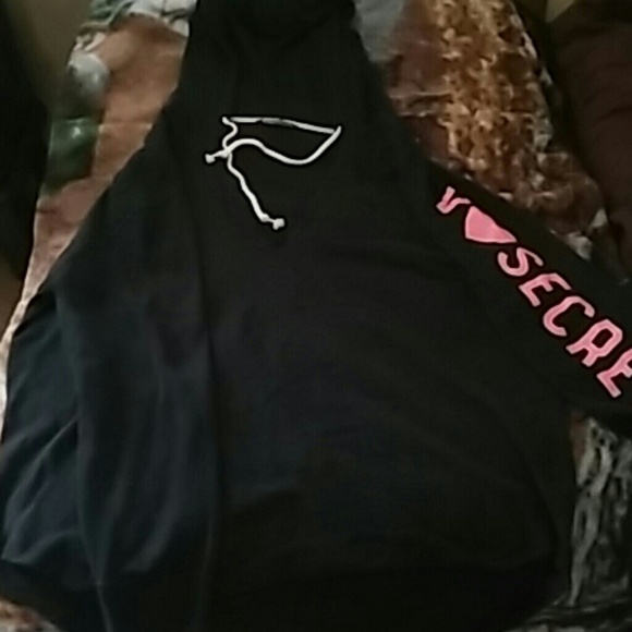 Pull over hoodie