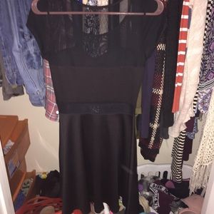 Short sleeve black dress