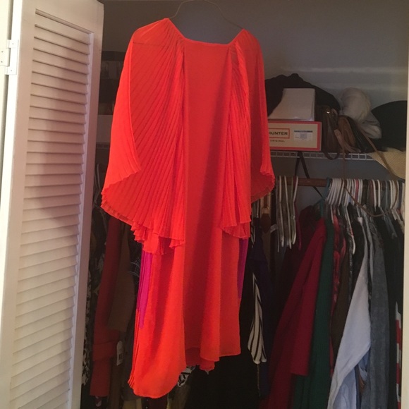 Spring dress - Picture 3 of 4