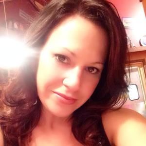 Meet your Posher, Laurie