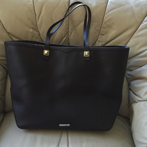 🎉SOLD🎉Rebecca Minkoff leather tote
