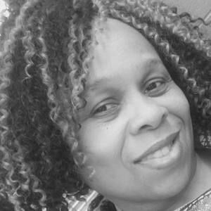 Meet your Posher, Andrea nadine