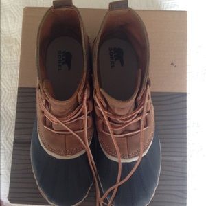 NEW Sorel out n' about boots