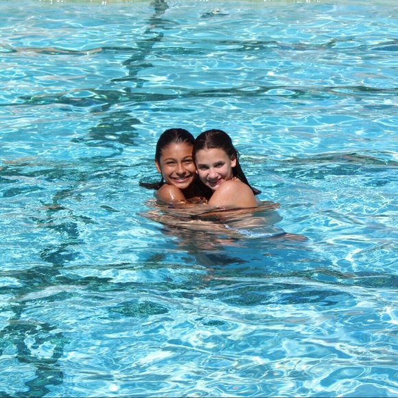 Meet your Posher, Natalia - Picture 1 of 1