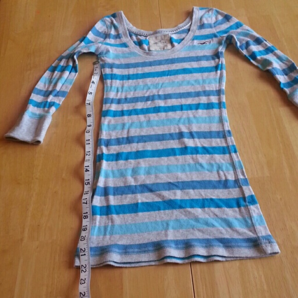 Hollister xs blue  Gray long sleeve