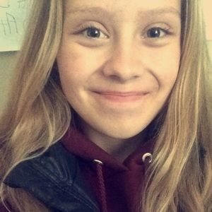 Meet your Posher, Michaella