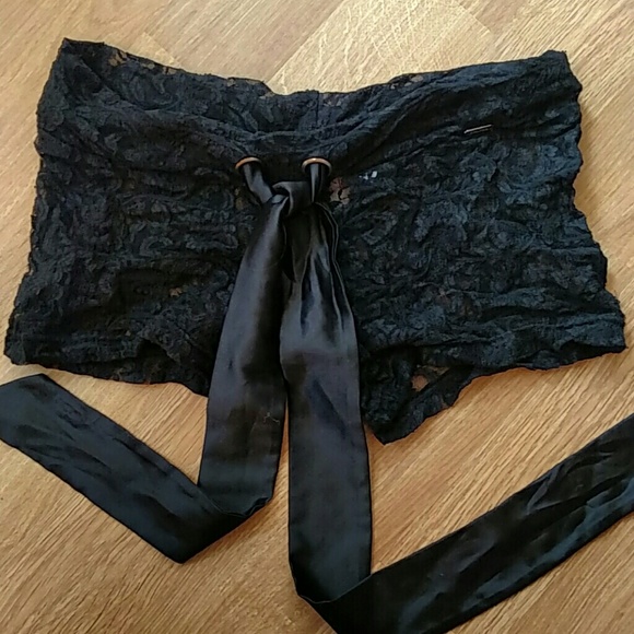 Beach Bunny Lace Shorts