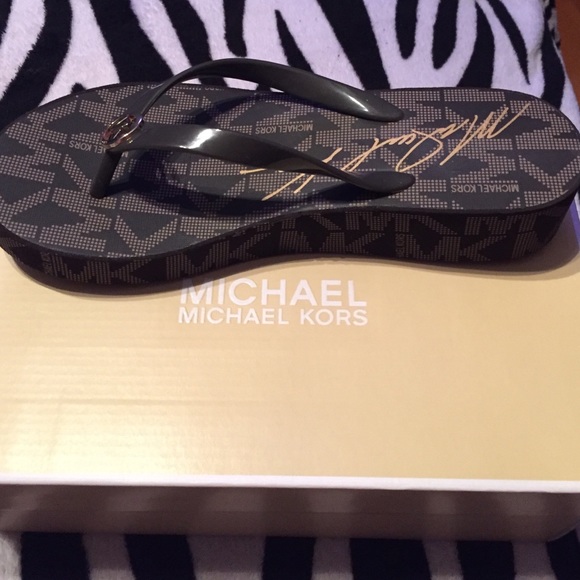 Michael Kors flip flops