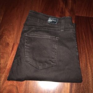 Paige verdugo brown jegging