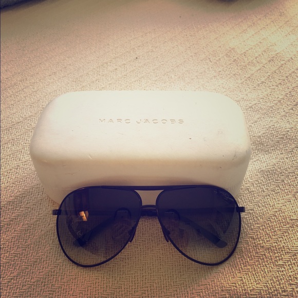 Marc Jacobs aviator sunglasses