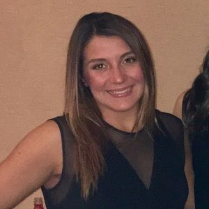 Meet your Posher, Christina